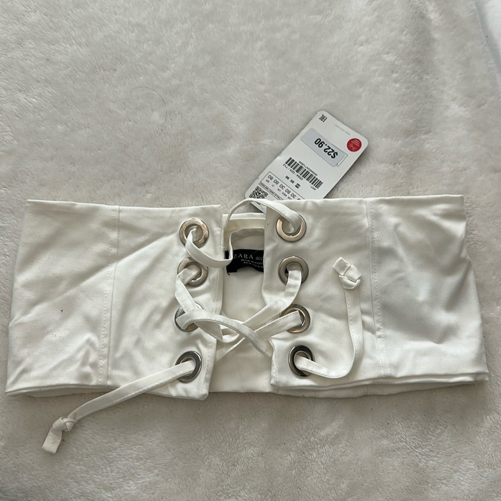 White corset belt